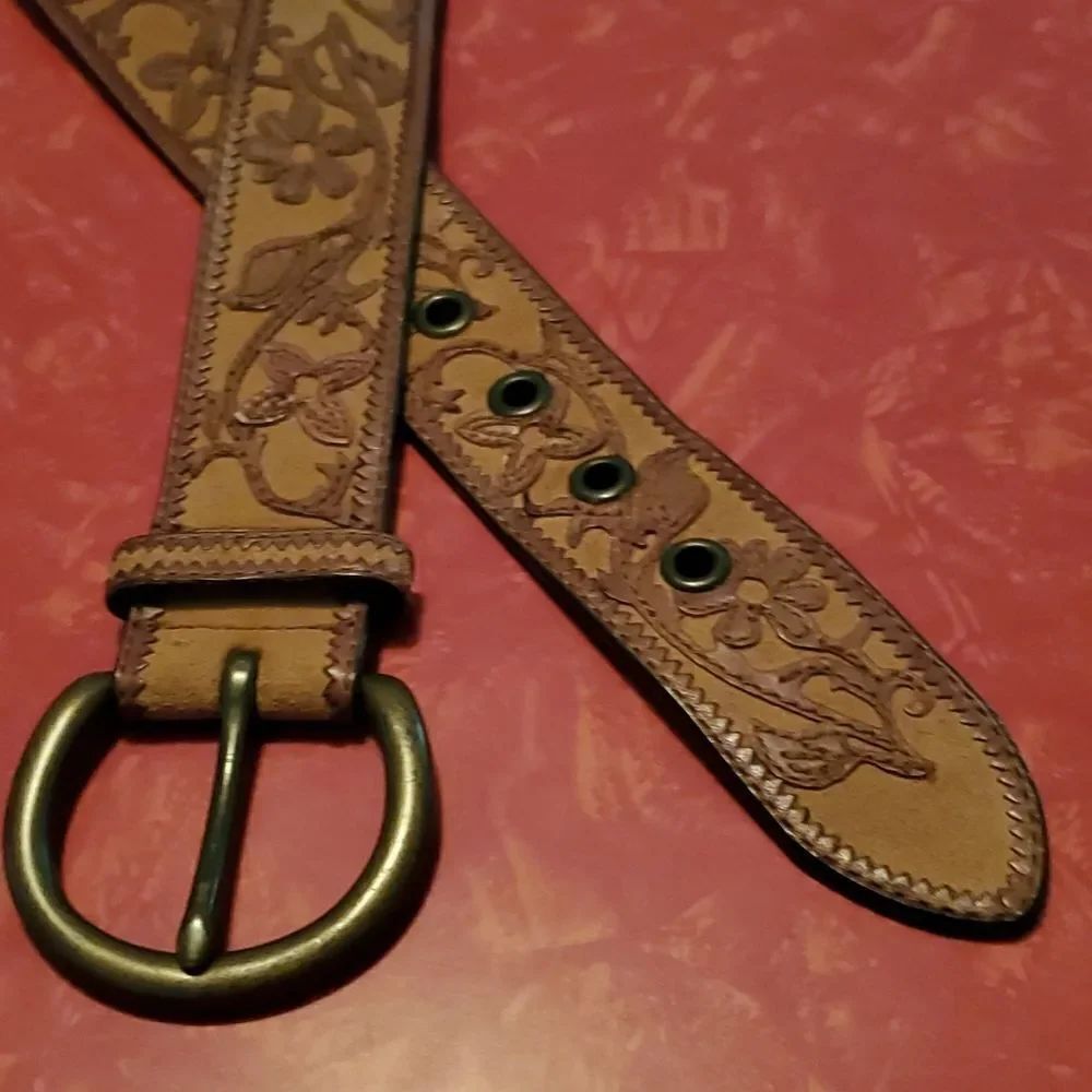 Fossil Decorative Stitched Leather Belt M